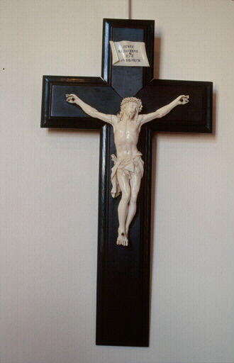 Crucifix_0