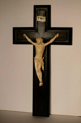 Crucifix_0