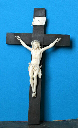 Crucifix_0