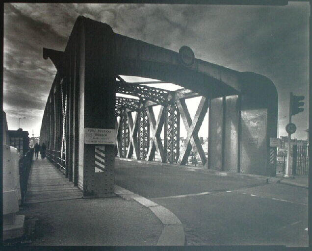 Le pont vu de face, 11h ; Le pont tournant de Dieppe_0