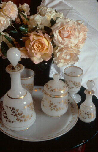 Ensemble (6), plateau, flacon (2), verre (2), sucrier_0