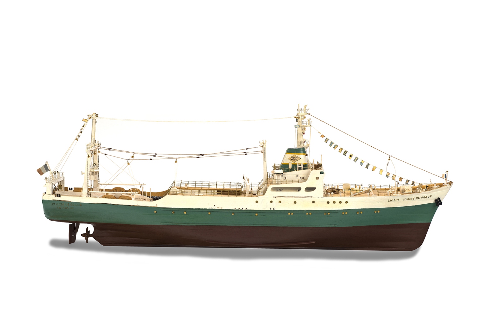 Le chalutier-congélateur pêche-arrière Marie de Grâce_0