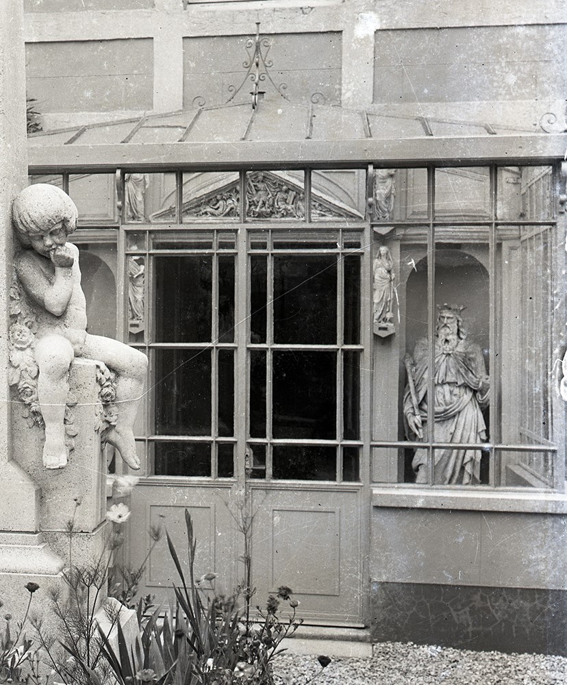 Fronton de la Bourse du Havre, François-Alexandre Devaux, 1880 vers