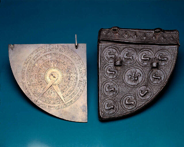 Astrolabe-quadrant, étui_0