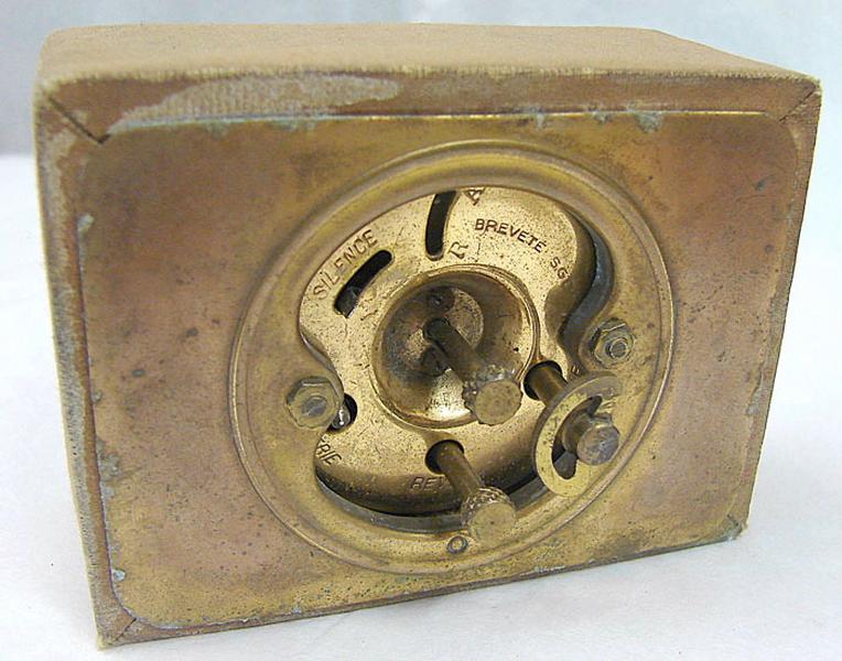 Réveil (à mouvement mécanique)_1