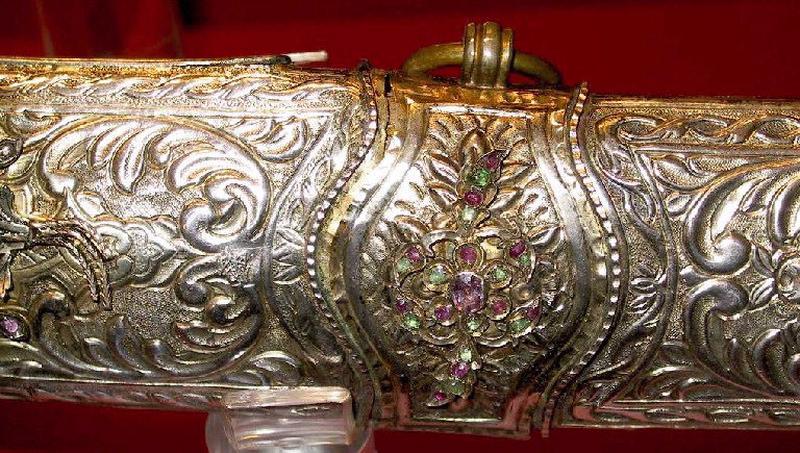 Fourreau (élément), sabre_1