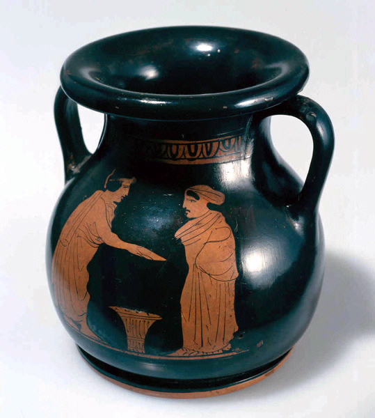 Pélikè à scène de libation ; Péliké à scène de gynécée (Titre de la notice de Catherine Lesseur, 2005-2006) ; Scène d'intérieur, femme avec le panier à laine (Titre de la notice de Catherine Lesseur, 2005-2006)_0
