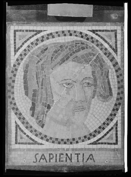 Fragment de mosaïque "Sapienta"_0