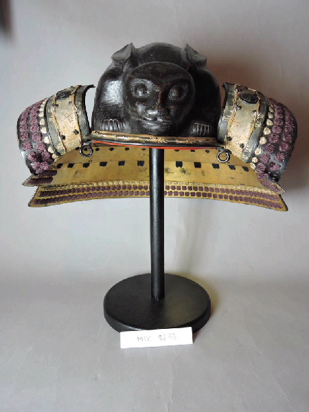 Casque d'armure en forme de lapin_1