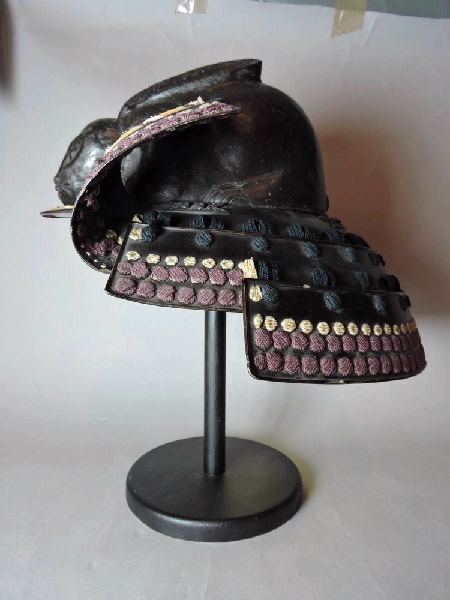 Casque d'armure en forme de lapin_2