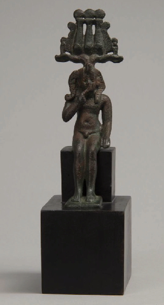 Statuette d'Harpocrate assis, Egypte, époque ptolémaïque (323 av JC - 30 av JC)