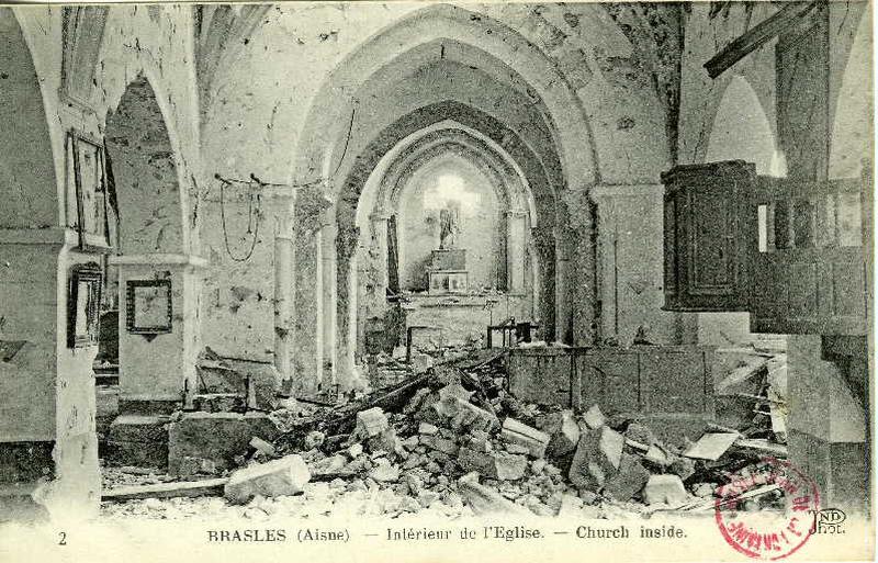 Brasles - Intérieur de l'église_0