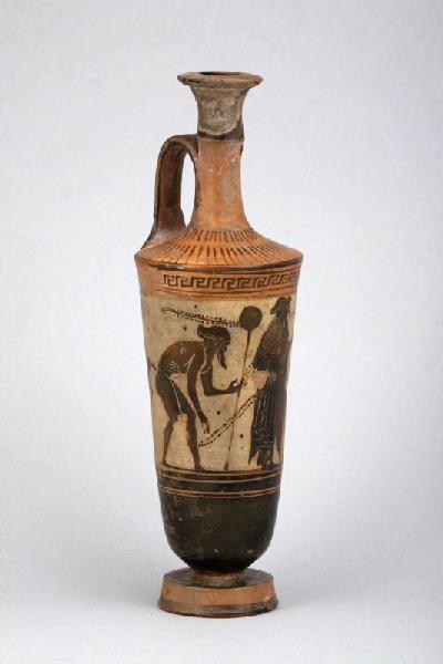 Lécythe attique à figures noires_0
