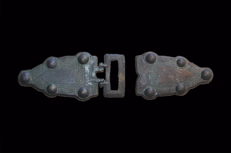 Plaque-boucle, contre-plaque, ceinturon (fragment)_0