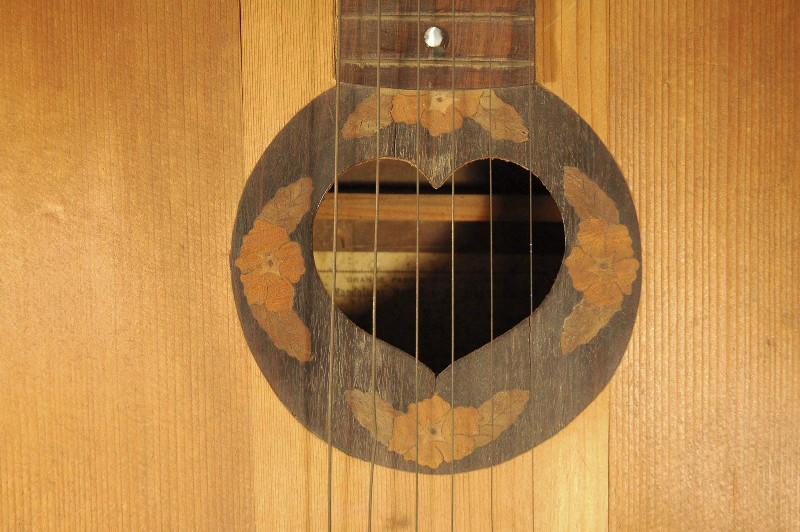 Guitare lyre_1