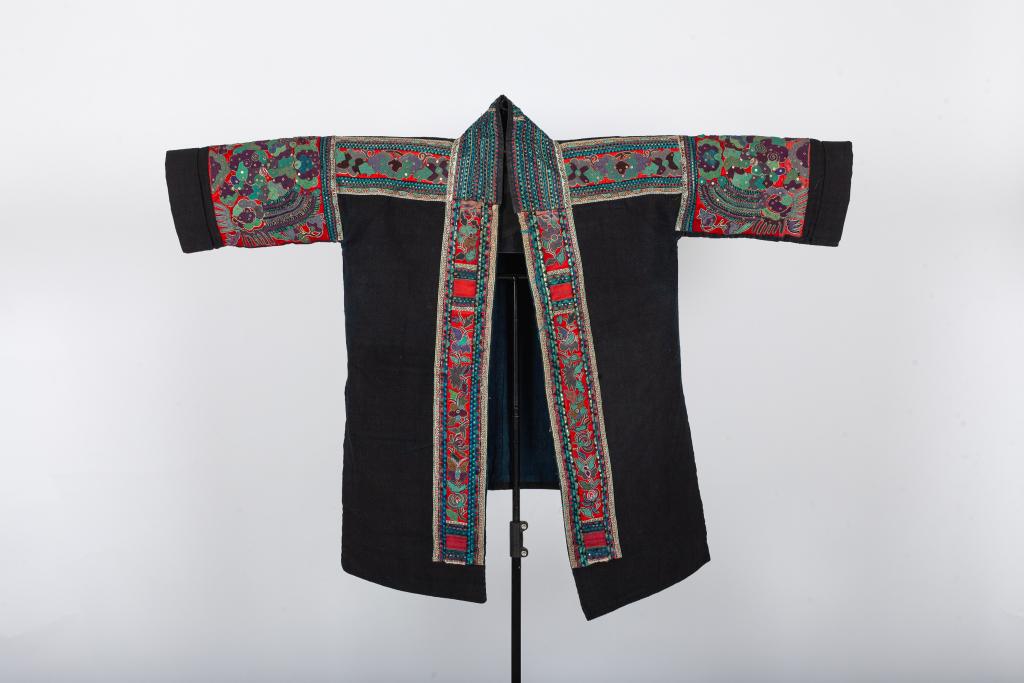 Costume de femme, veste, jupe_0