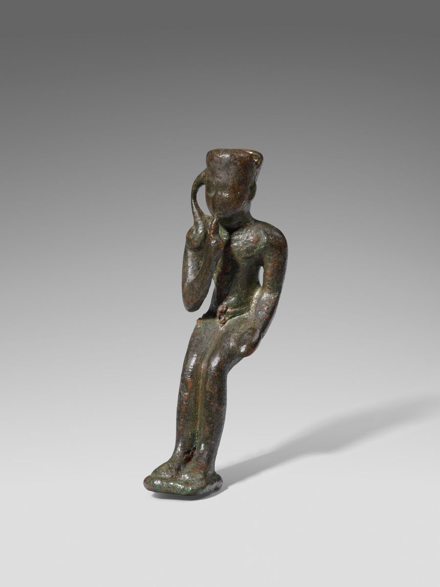 Statuette d'Horus-l'Enfant portant la couronne d'Amon (titre factice)_1