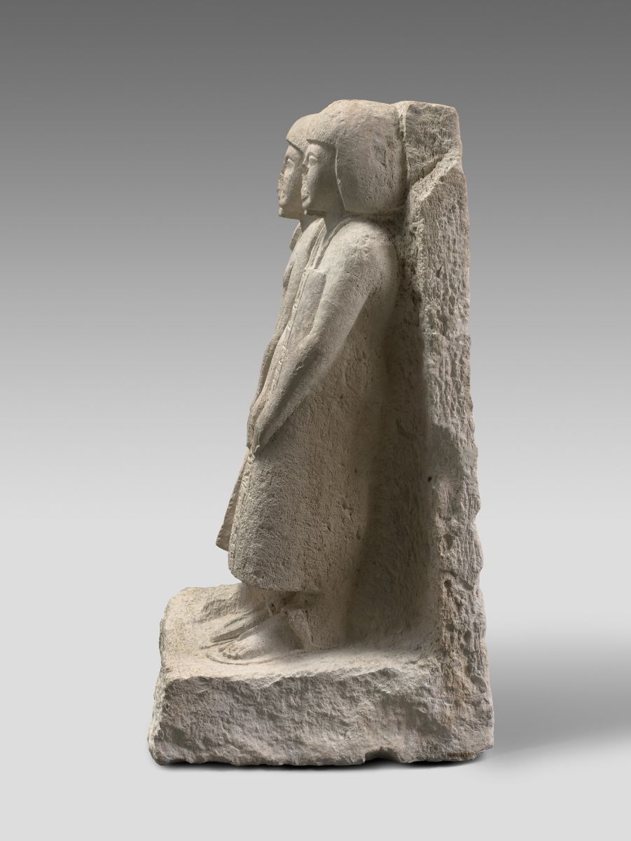 Groupe d'un inconnu et de Khâemouaset, maire de Thèbes, vizir et grand prêtre de Ptah_3