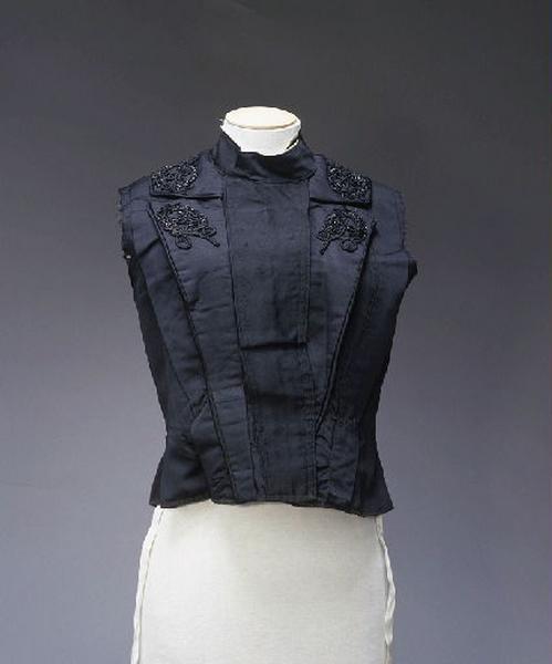 Corsage (à baleines, élément d'ensemble), costume_2