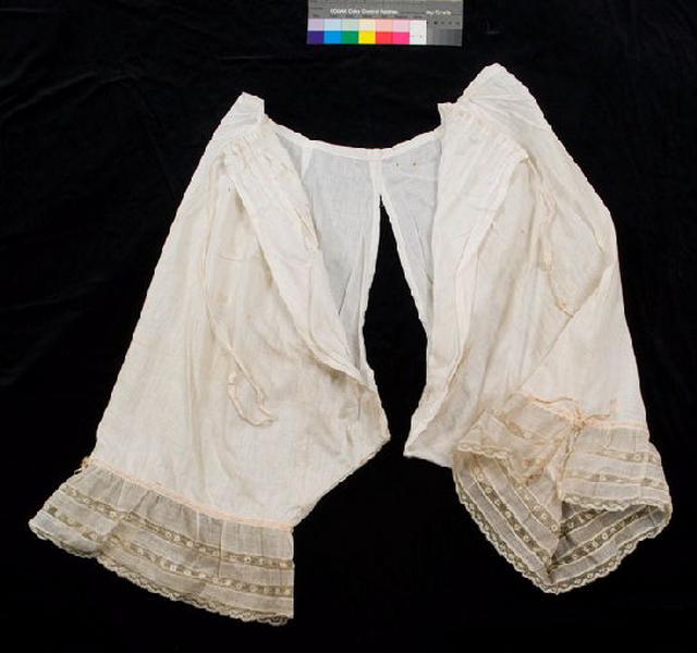 Pantalon de dessous (femme, élément d'ensemble), costume_1