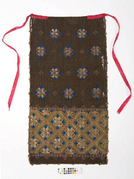 Tablier (élément d'ensemble), costume_1