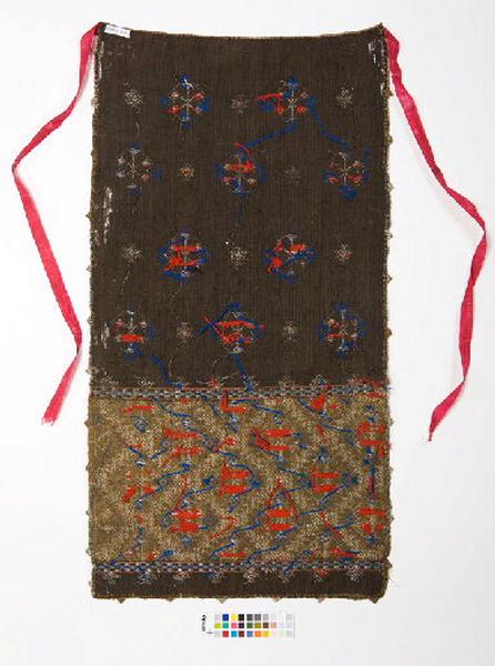 Tablier (élément d'ensemble), costume_2