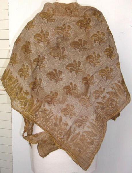 Fichu, mouchoir de cou_2