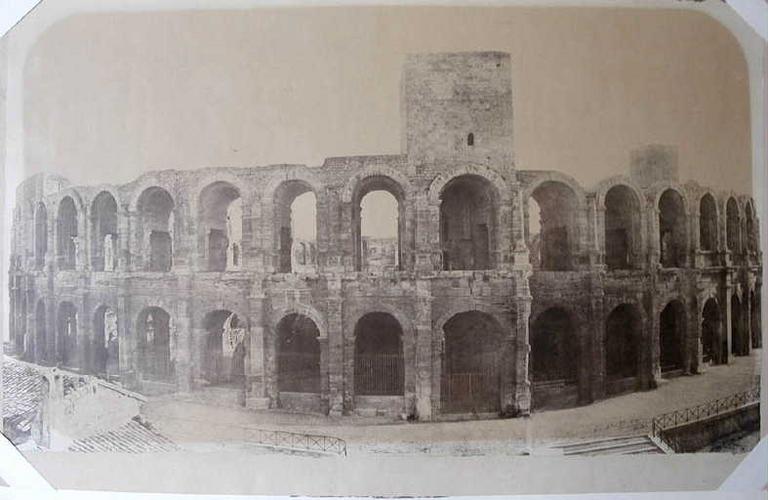 Les arènes d'Arles, la Tour Sarrasine [Exposition Universelle de 1867]_2