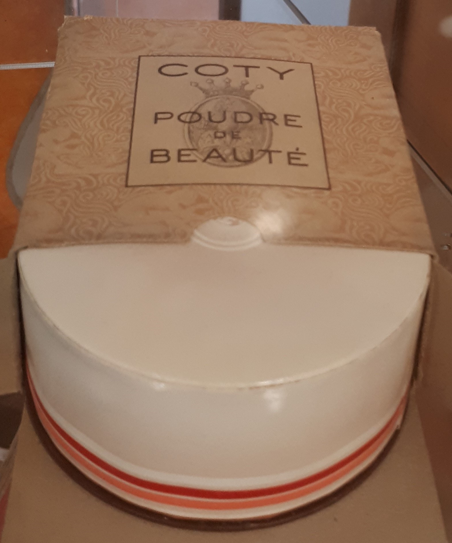 Boîte à poudre_0