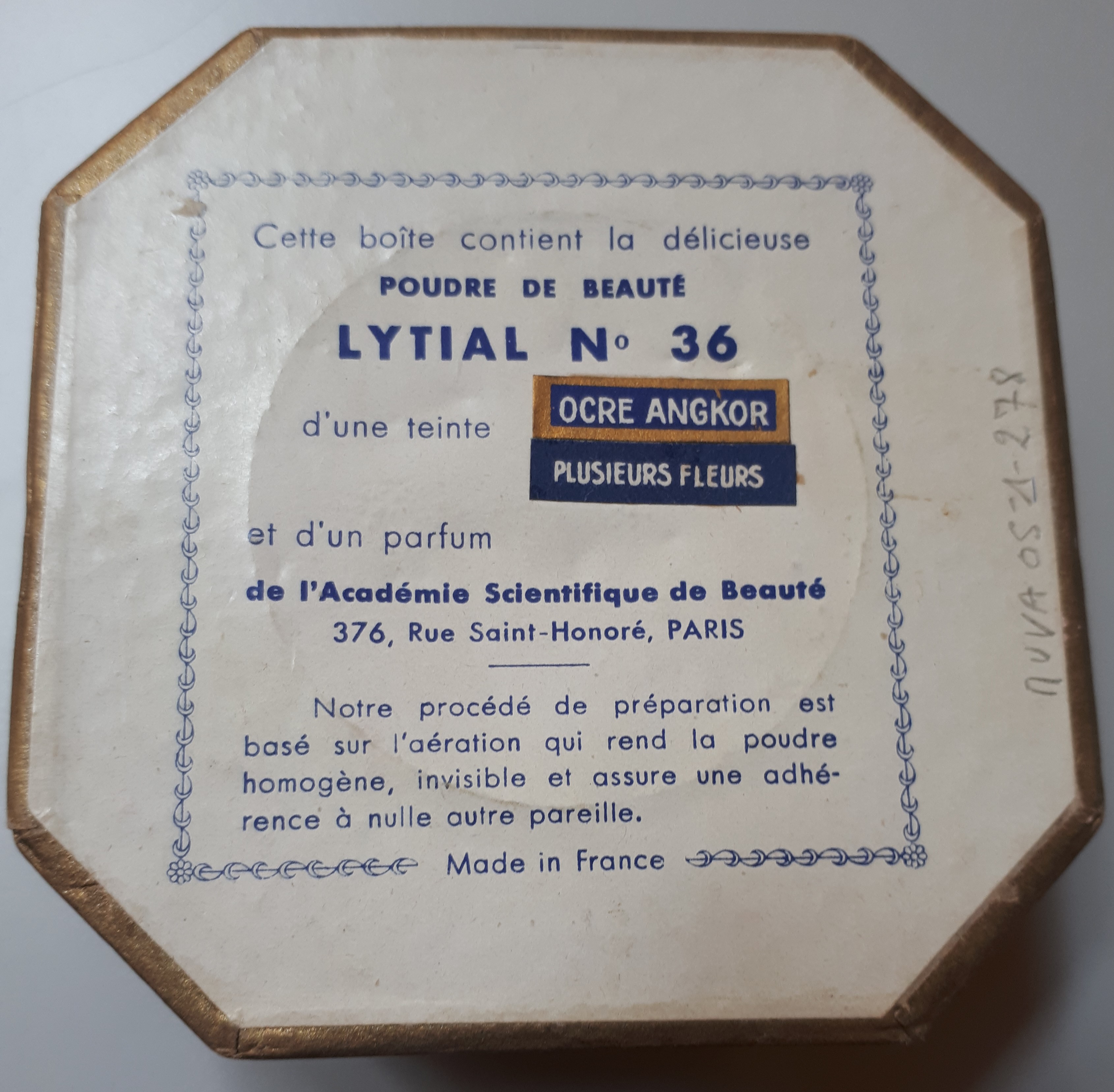 Boîte à poudre_1