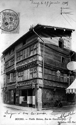 Bourg (Ain) : Vieille maison, rue du Gouvernement_0