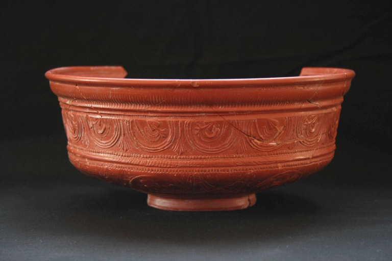 Coupe (à pied, Dragendorff 29)_0