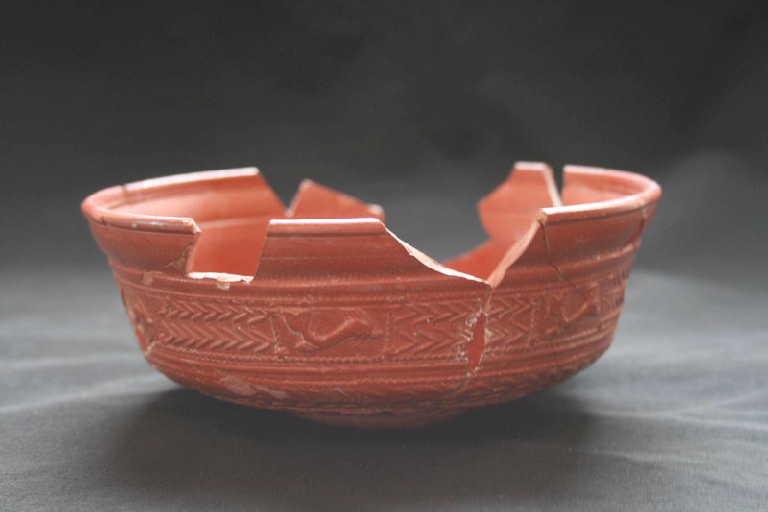 Coupe (à pied, Dragendorff 29)_0