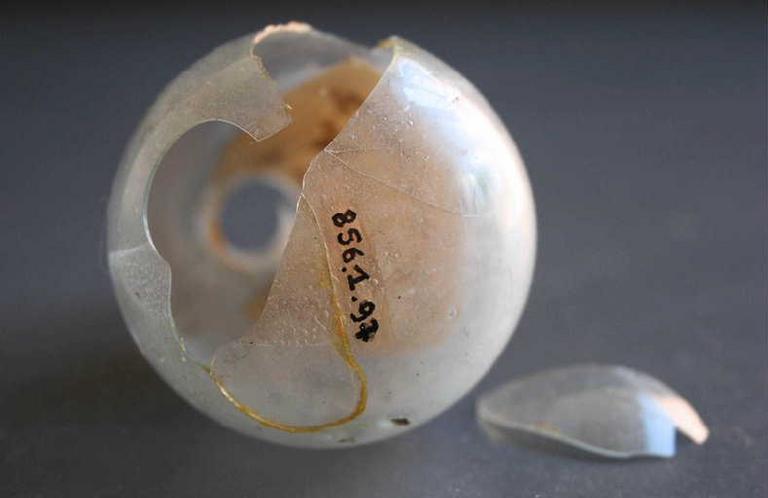 Balsamaire (à panse, piriforme, Isings 28a)_4