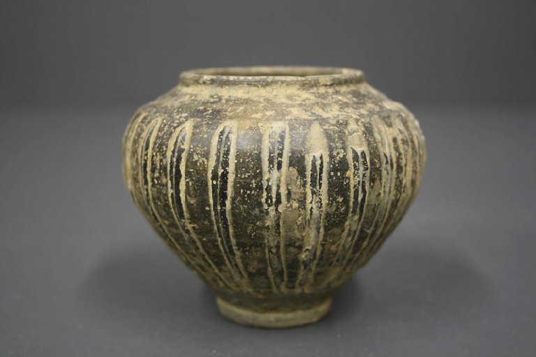 Pot (ovoïde, caréné, Laroche 4)_1