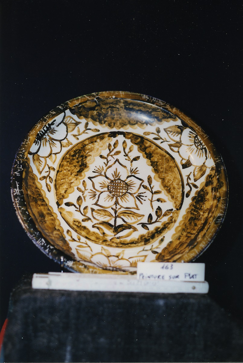 Peinture sur plat, Marguerite Peltzer