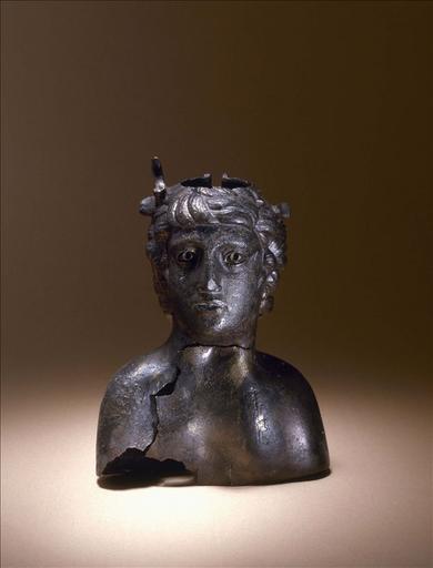 Vase anthropomorphe dit Buste de jeune homme_0