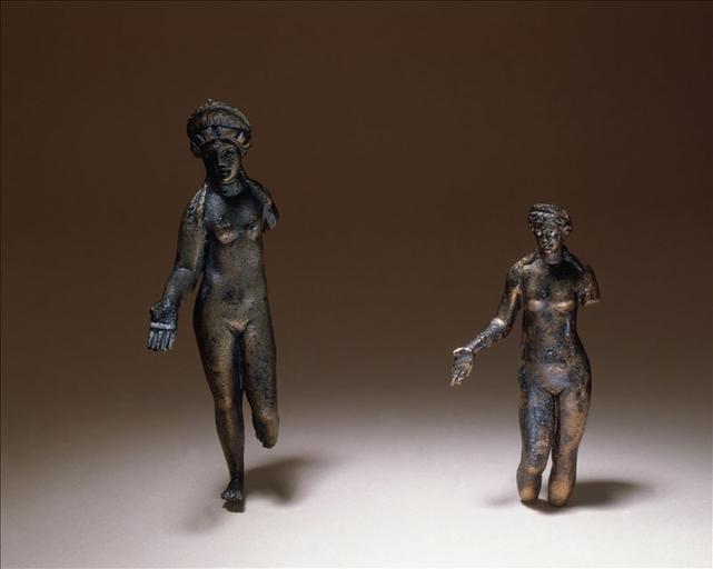 Statuette de Vénus diadémée_0