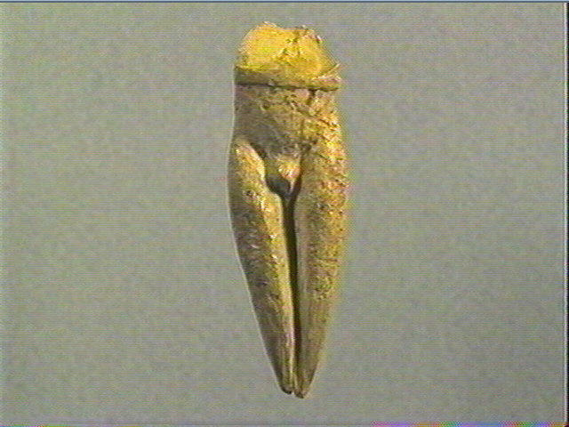 La figurine à la ceinture_0