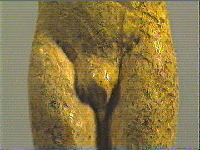 La figurine à la ceinture_2