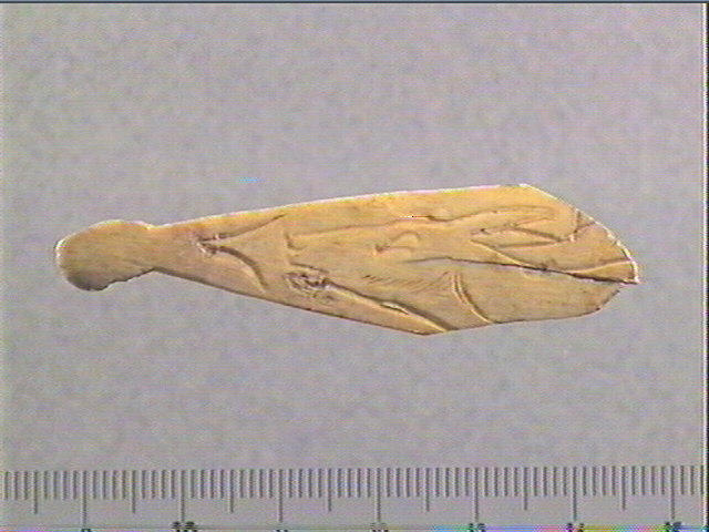 Pendeloque, lissoir_0
