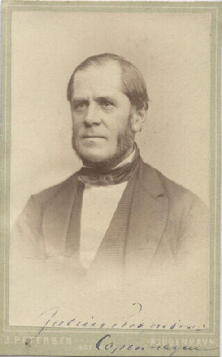 Portrait d'archéologue. Portrait de Hans Peter Jörgen Julius Thomsen (1826-1909)_0