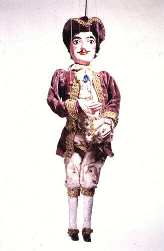 Marionnette à tringle et à fils_0
