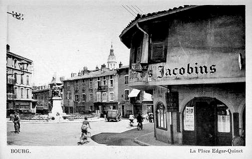 BOURG. La place Edgar-Quinet_0