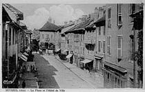 SEYSSEL (Ain) - La Place et l'Hôtel de Ville_1