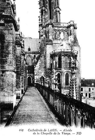 142 CATHEDRALE DE LAON - ABSIDE DE LA CHAPELLE DE LA VIERGE_0