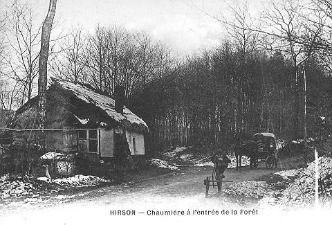 HIRSON - CHAUMIERE A L'ENTREE DE LA FORET_0