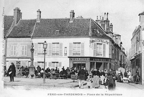 FERE-EN-TARDENOIS - PLACE DE LA REPUBLIQUE_0