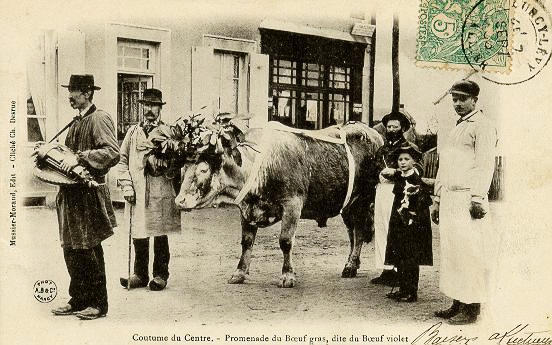 COUTUME DU CENTRE - PROMENADE DU BOEUF GRAS, DITE DU BOEUF VIOLET_0