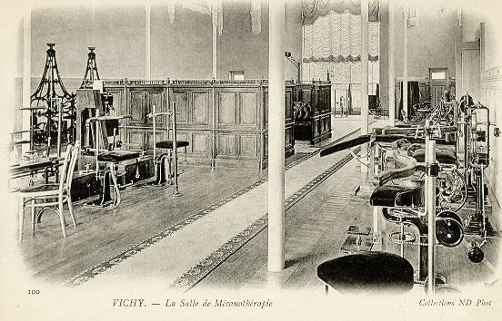 100 VICHY - LA SALLE DE MECANOTHERAPIE_0